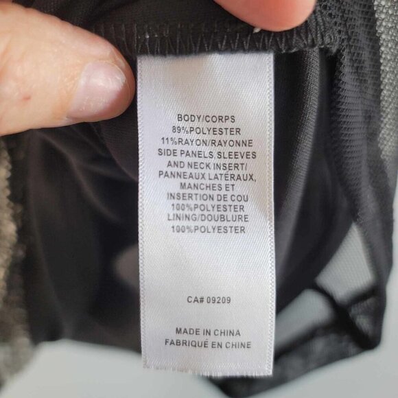 Cleo Petites Black and white mesh evening dress. Like new condition - Picture 10 of 12